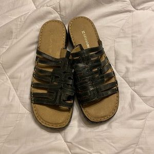 Women’s Naturalizer dress shoe